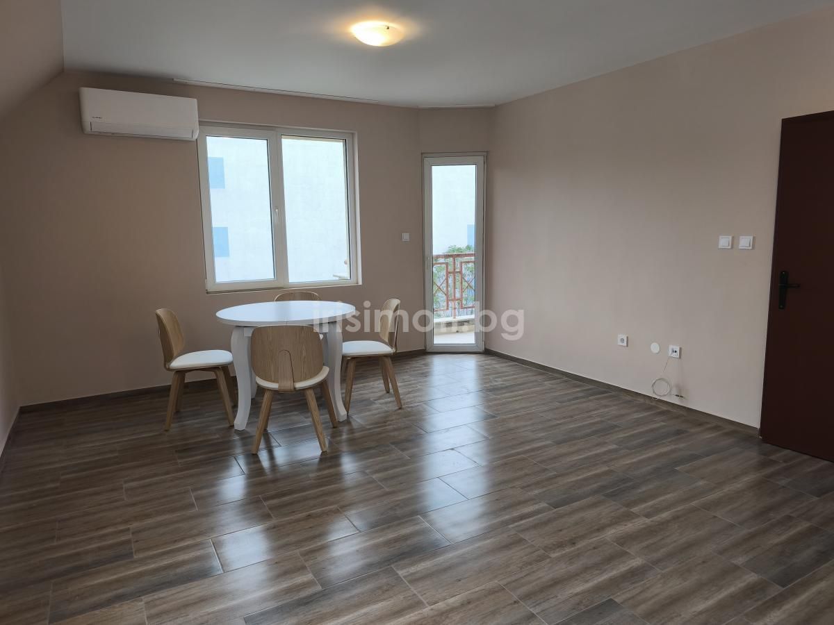 Под наем , €630, 65кв.м. в Редута