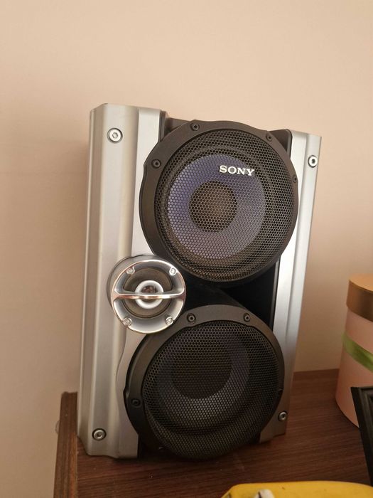 Продавам уредба Сони