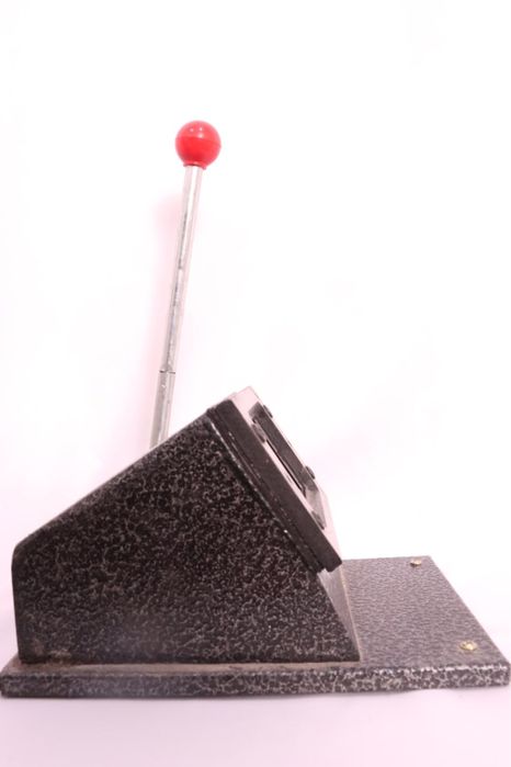 Резак для визиток