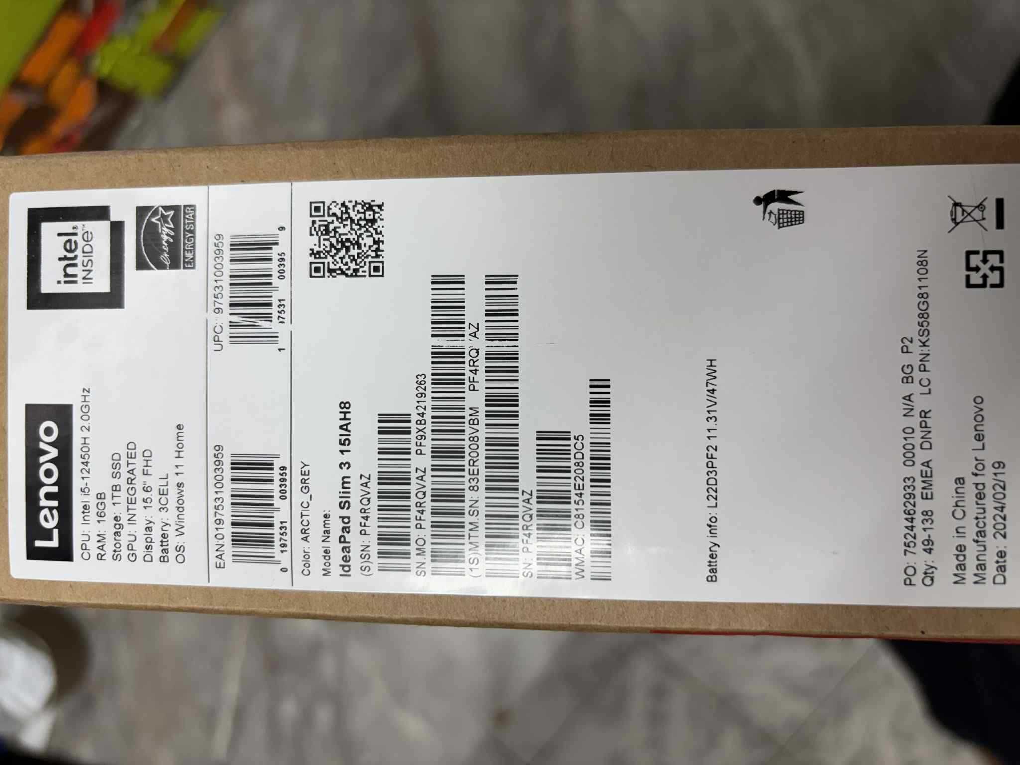 Продава се лаптоп lenovo