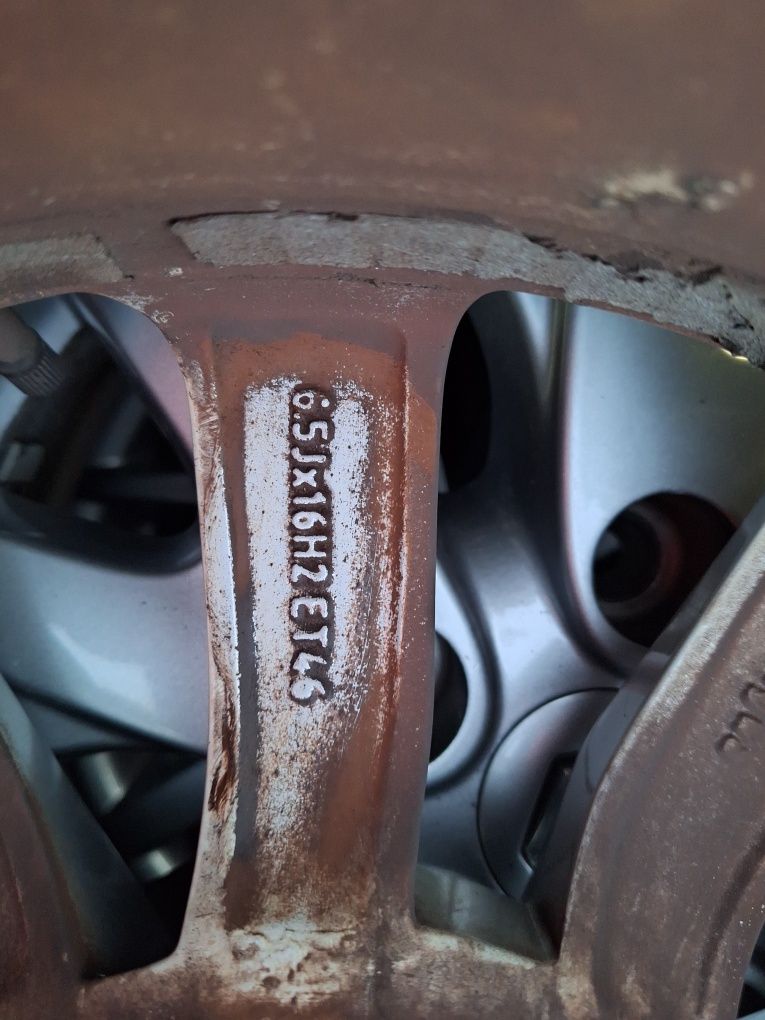 Jante aliaj usor originale Skoda Passat Seat5x112 6J Et 46  16"