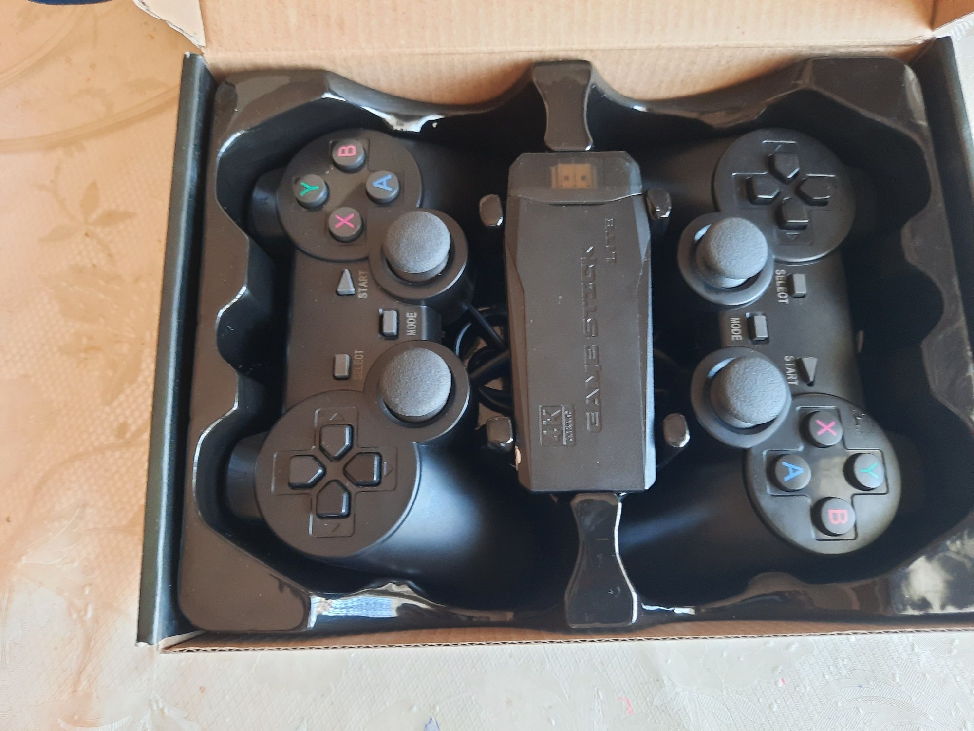 Game stick lite 4k в почти новый