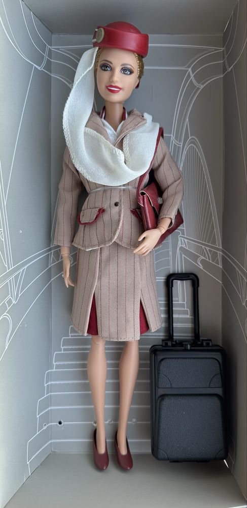 Кукла Barbie. The Emirates Uniform