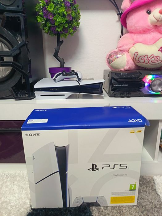 Vând Ps5 1TB +jocuri