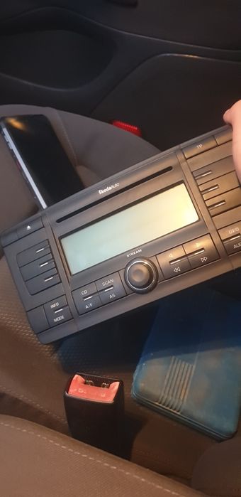 Casetofon skoda 2