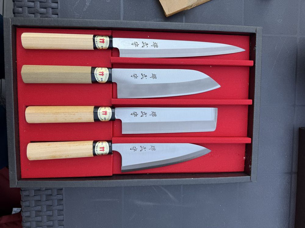 Cutite bucatarie, japoneze, otel carbon, sushi etc