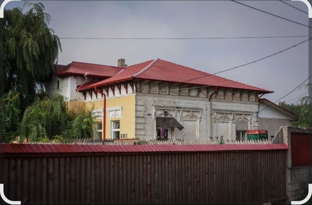 De vanzare !! Casa cu 2440mp teren si Magazin Alimentar