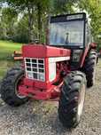 Tractor international (ihc)946