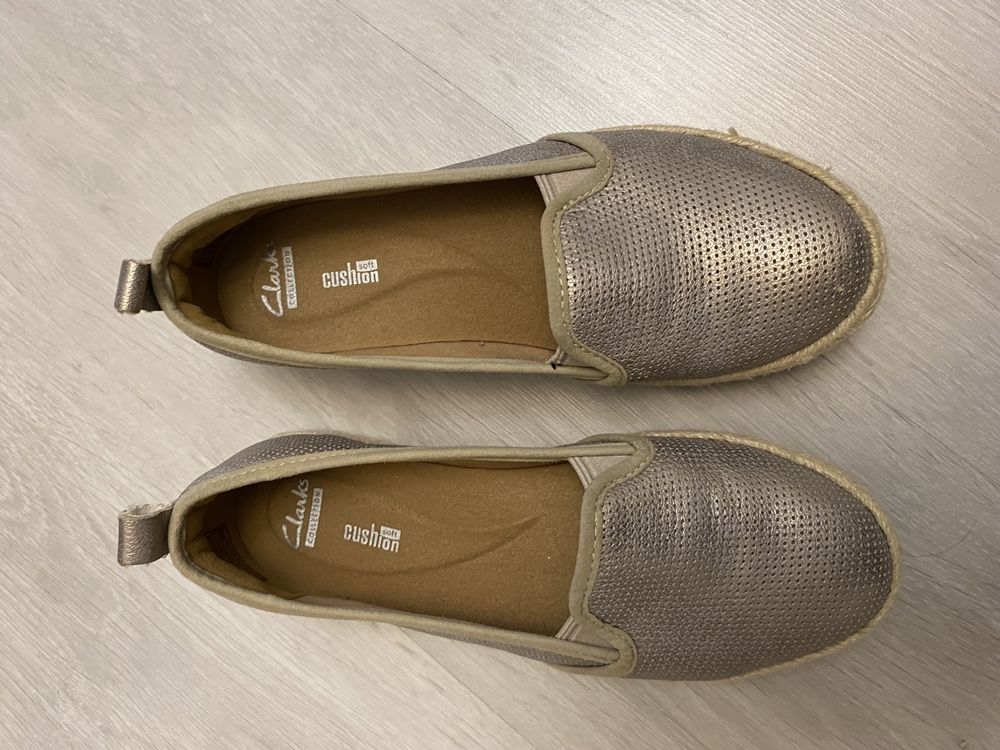 Vand mocasini Clarks