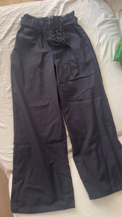 Школьные брюки на девочку, очень стильные и удоьные