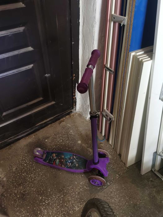 Продам самокат детский