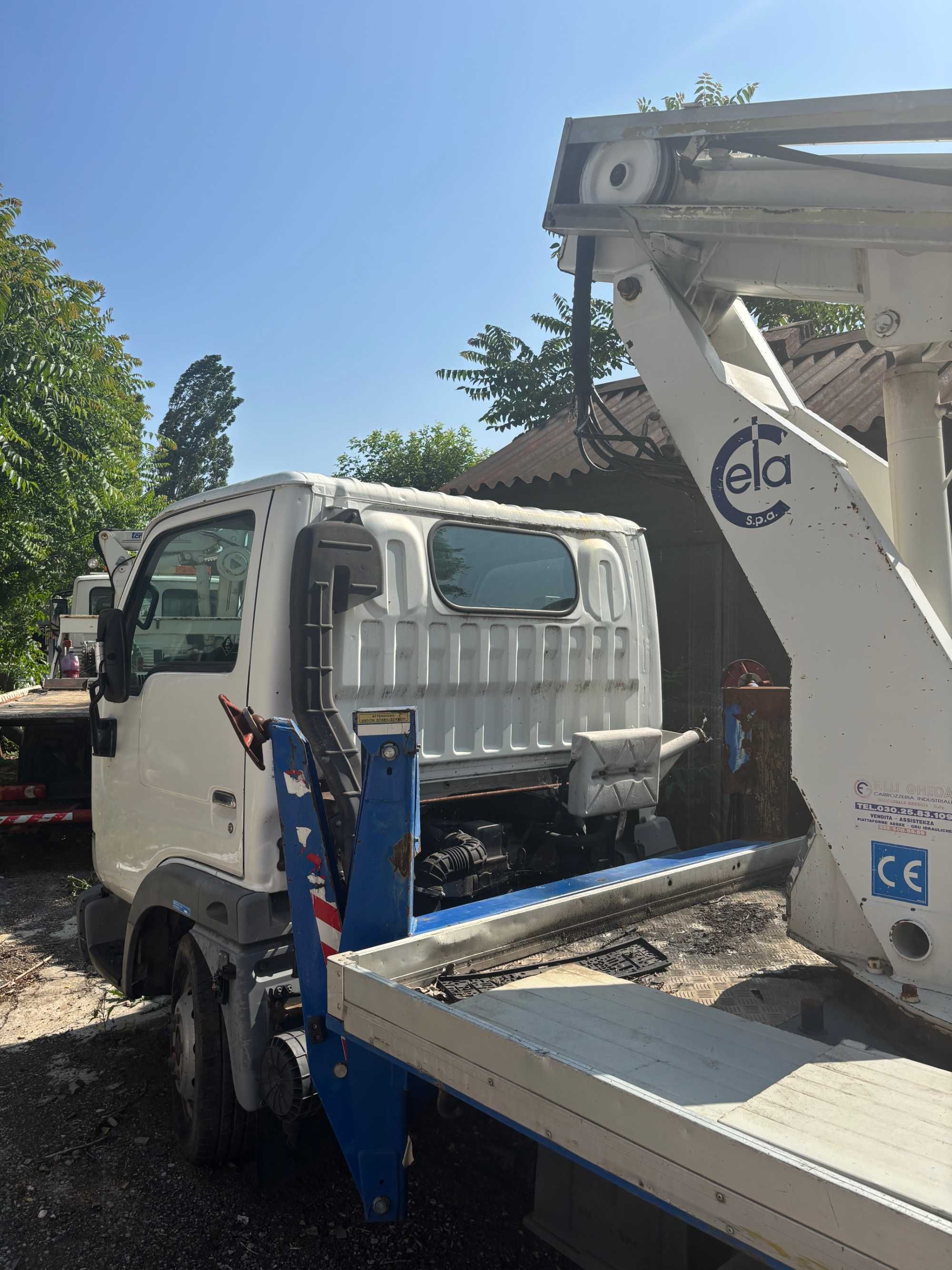 Автовишка Nissan Cabstar