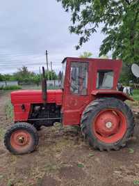 Vand tractor UZ 445,cu grebla si presa de balotat