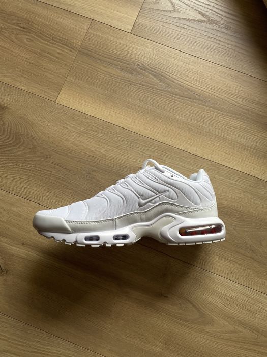 Nike Air Max TN Triple White