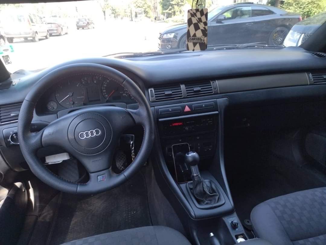 Audi A6 на Части