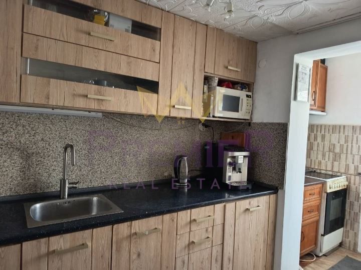 2-стаен в Бургас-Възраждане площ 45 м2
