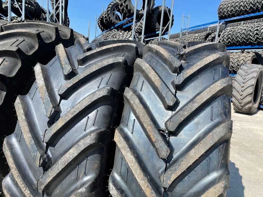 Cauciucuri noi radiale 650/65R42 pentru tractor spate marca NORTEC