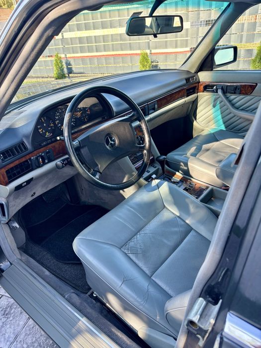 Mercedes w126 300 se