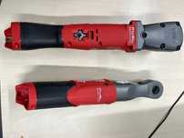 Clichet m12 cu cap patrat de 3/8 și 1/4