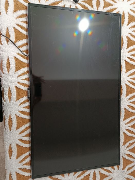 Телевизор Samsung SMART TV