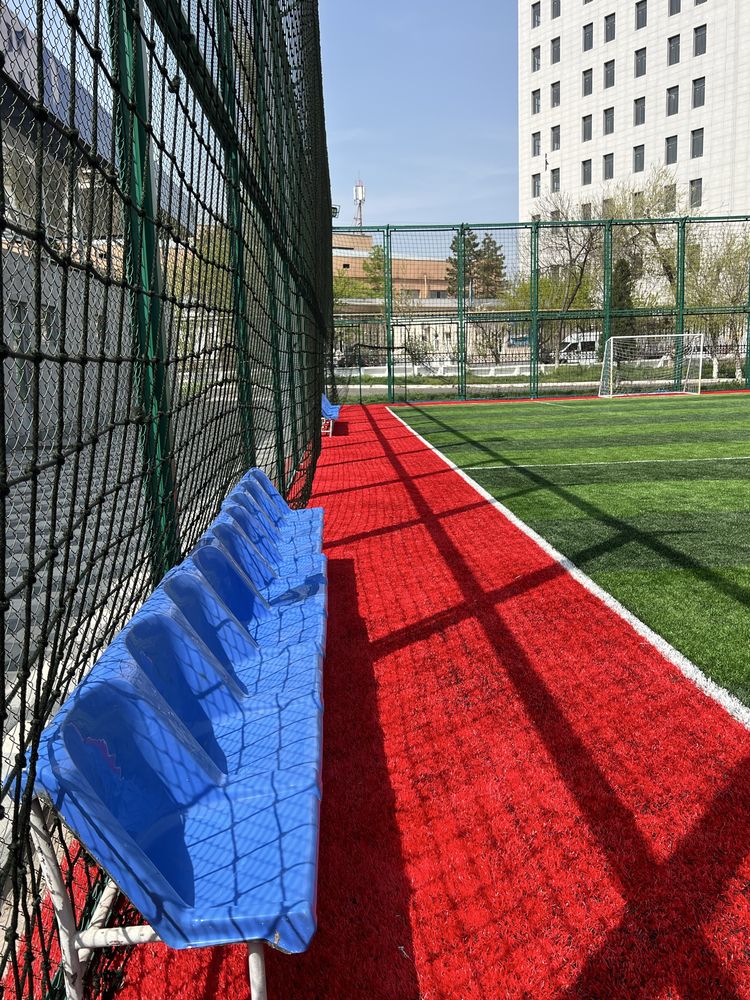Fudbol uchun polya Fudbolniy stadion