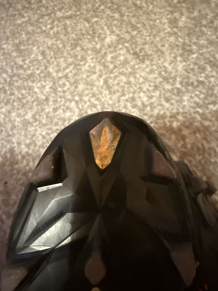 Бутонки addidas predator 38,2 номер лилаво+черно нацвят