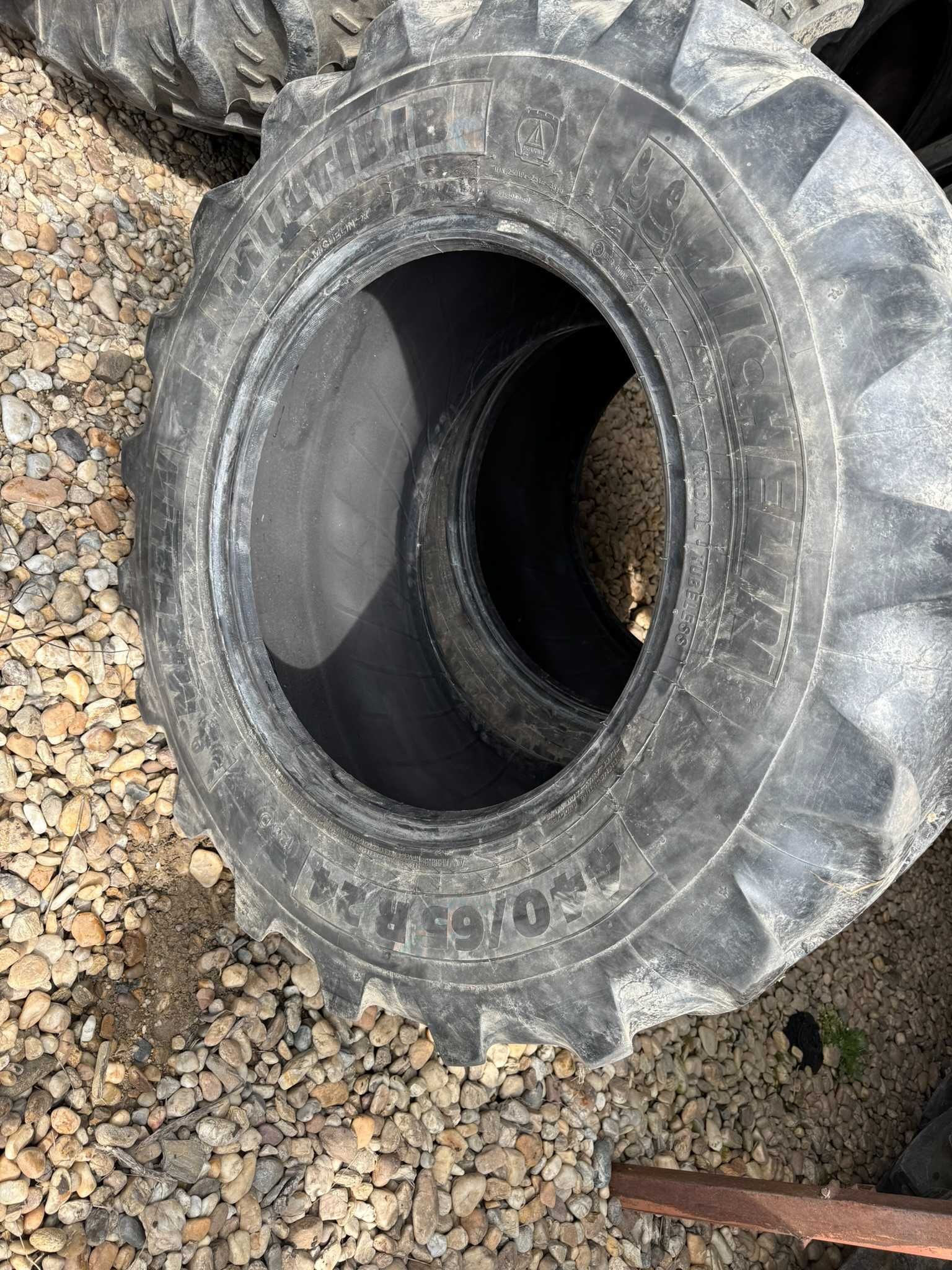Anvelope 440.65 R24 Michelin