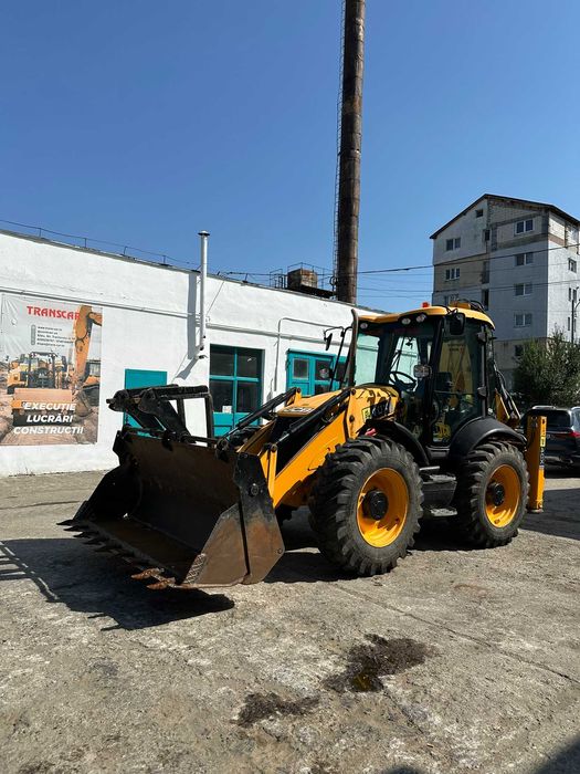 Buldoexcavator JCB 4CX