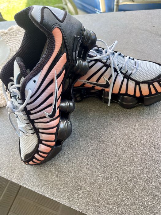 Adidasi Nike Shox Originali Noi pret redus