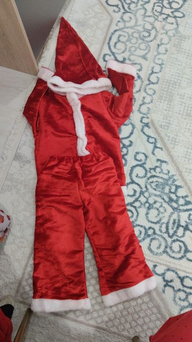 Продаю новогодние костюмы