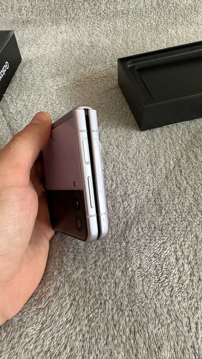 Samsung Galaxy Z Flip 3 5G