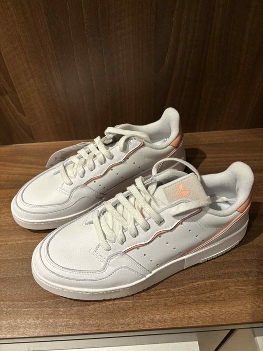 Дамски кецове ADIDAS