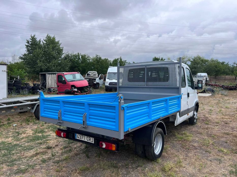 Iveco Daily 35C15 Dokka 7 locuri benă basculabilă