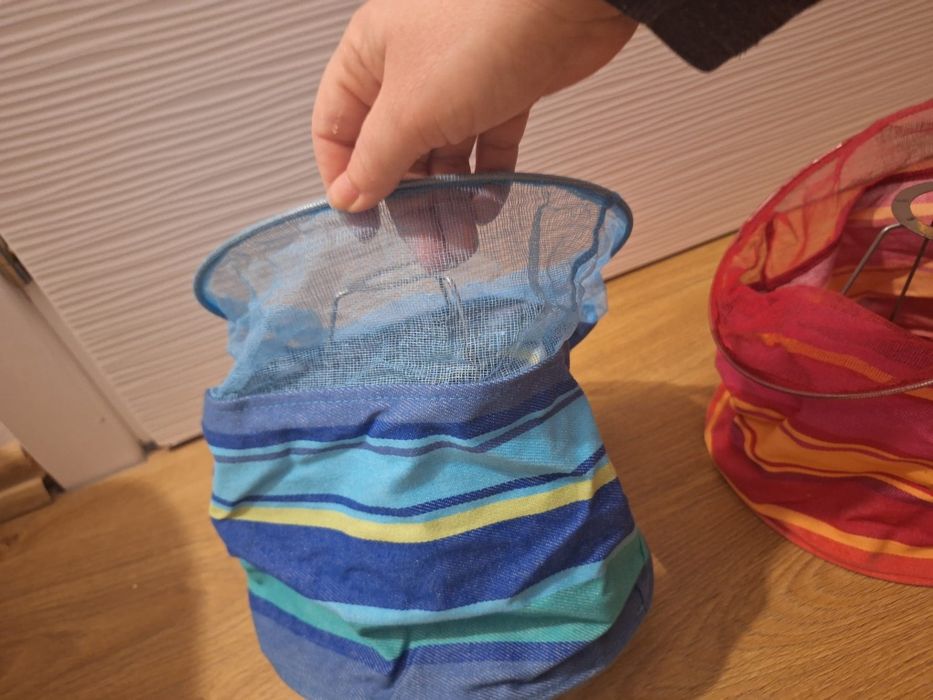 Vând lot de lustre, abajururi toate noi