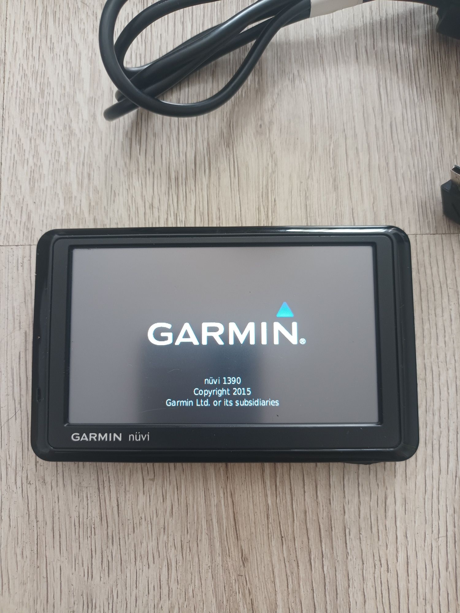 Навигация garmin nuvi 1390