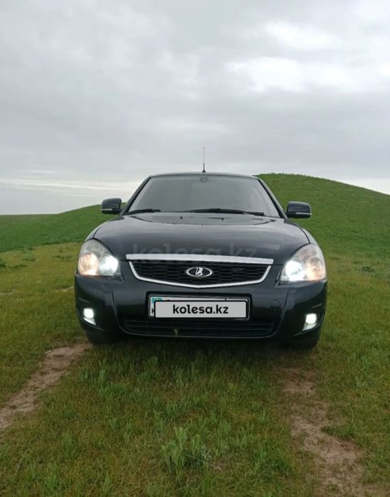 Продам Приора 2 .