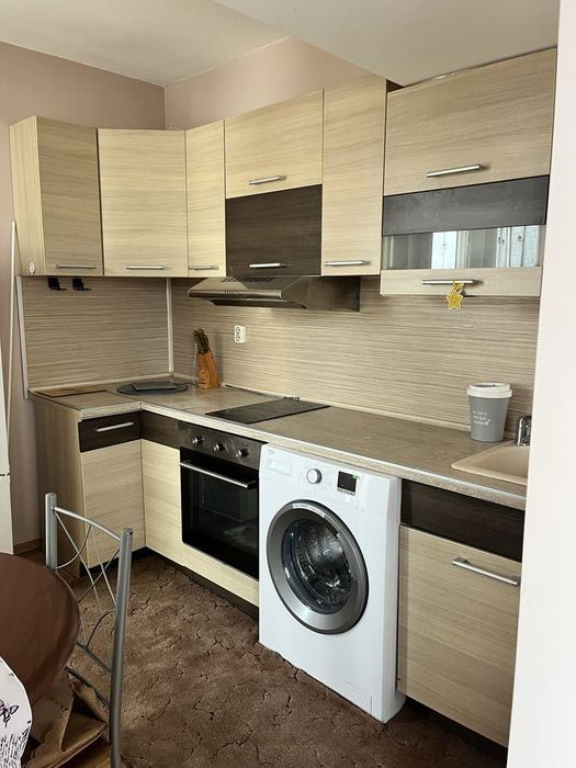 Дава се под наем Двустаен апартамент в Варна, Гръцка махала - 55 кв.м за 408 € - Снимка #2