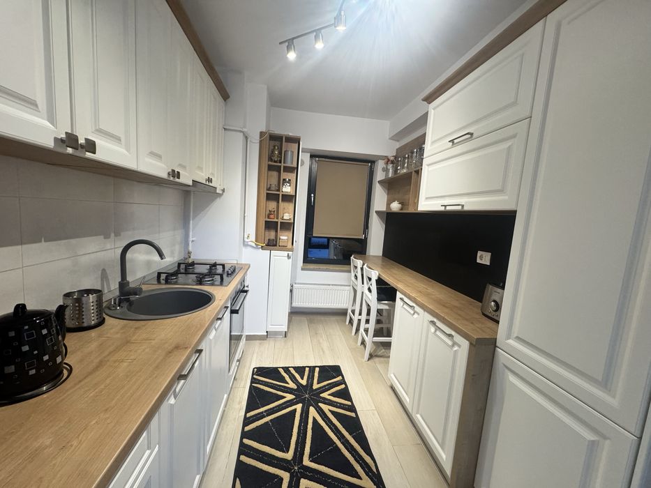 Inchiriere apartament 3 camere