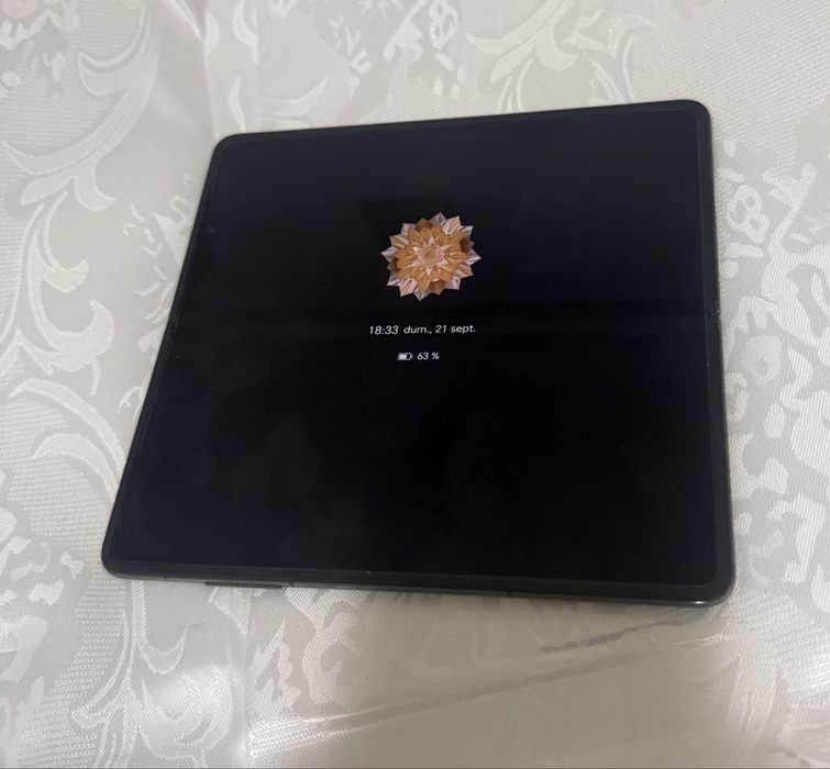 Honor V2 Magic cu display fisurat!