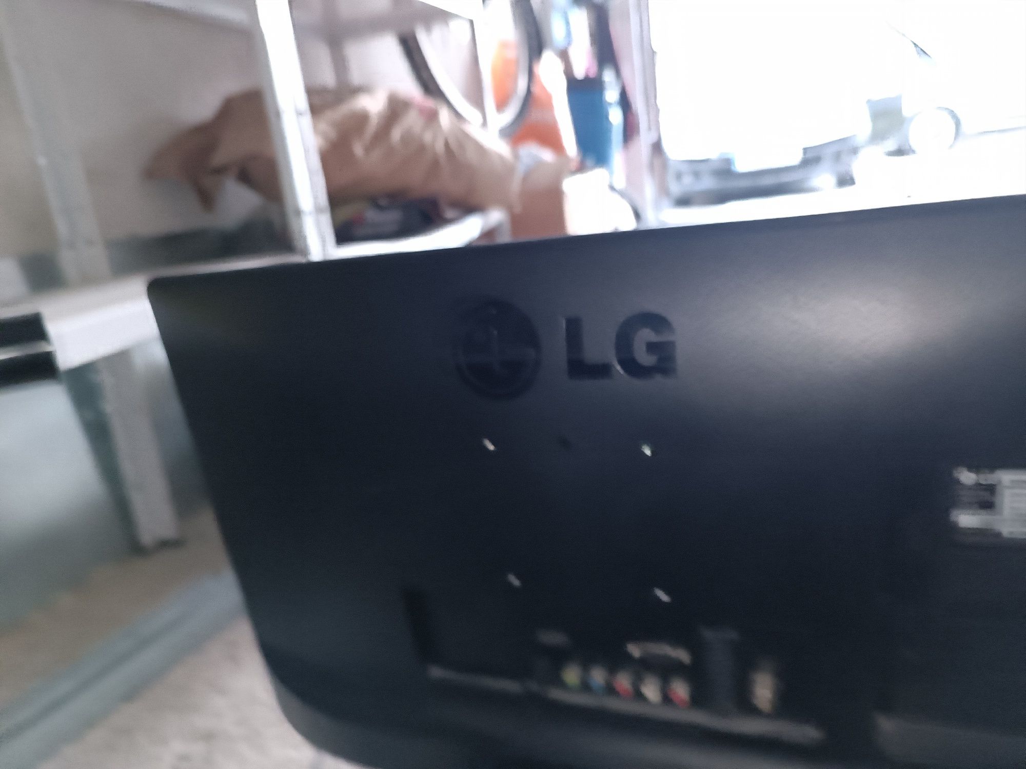 Телевизор LG 22MT47D