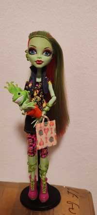 Păpuși Monster high