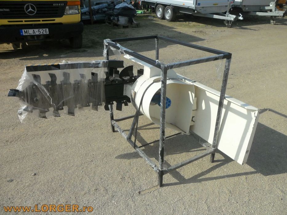 Altul Trencher Trencher nou pentru mini-incarcator.