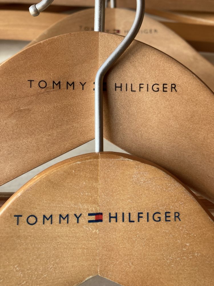 Umerase Tommy Hilfiger