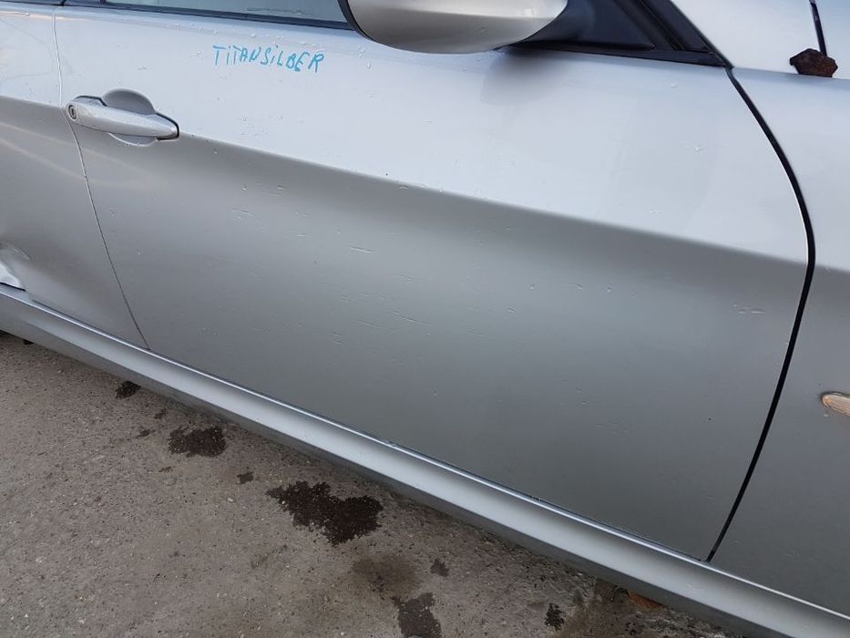 Usa / Portiera Dreapta Fata BMW Seria 3 E90 2005 - 2011 Cod Culoare: TitanSilber