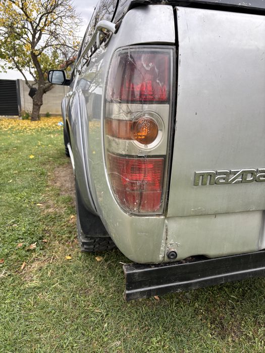 Vând Mazda bt 50