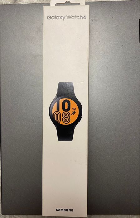 Часы Galaxy Watch 4