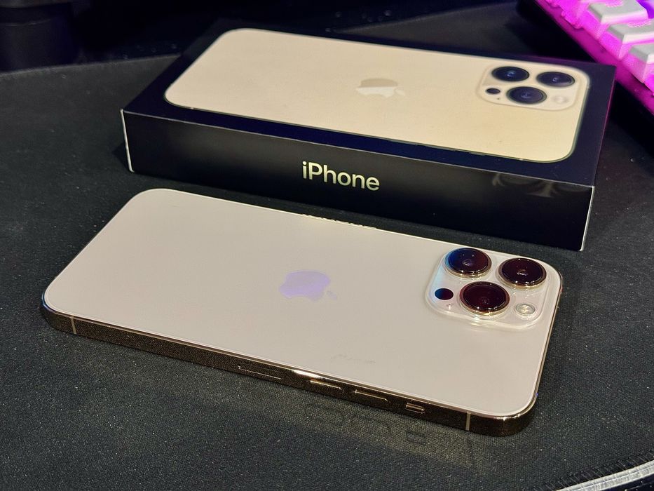 iPhone 13 Pro Max в отлично състояние 128GB