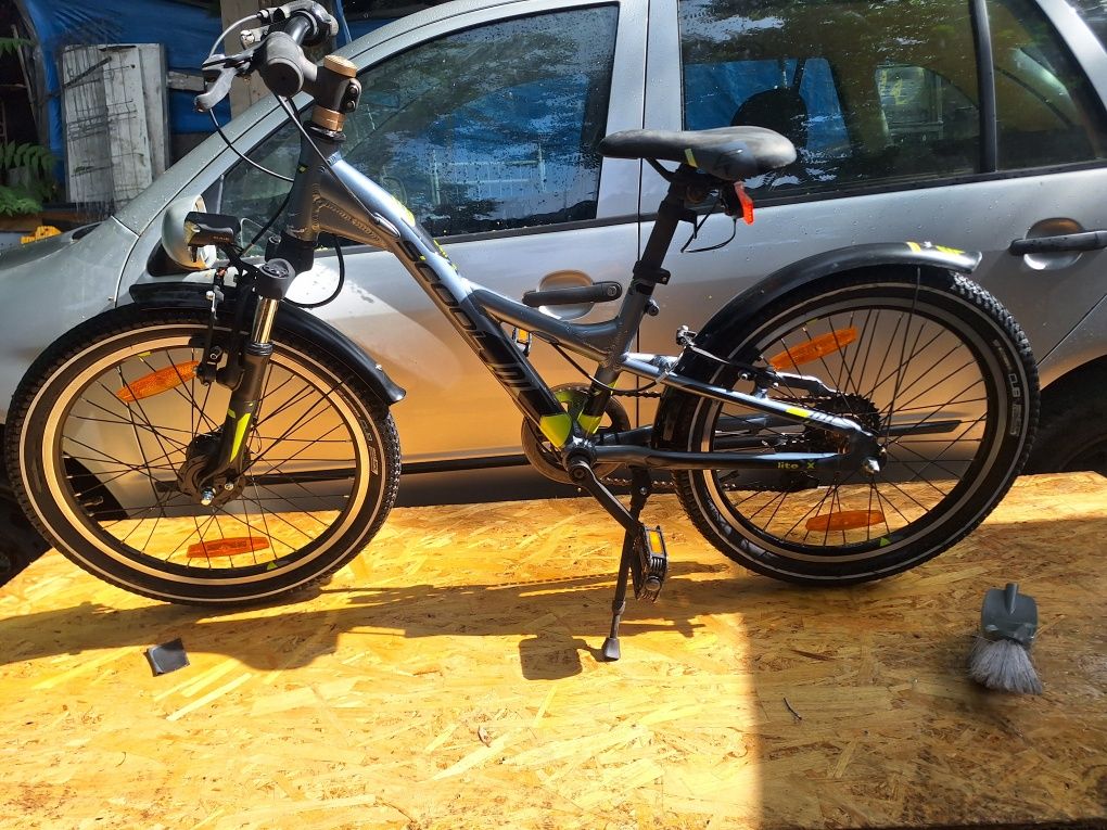Bicicletă Aluminiu copii 14"