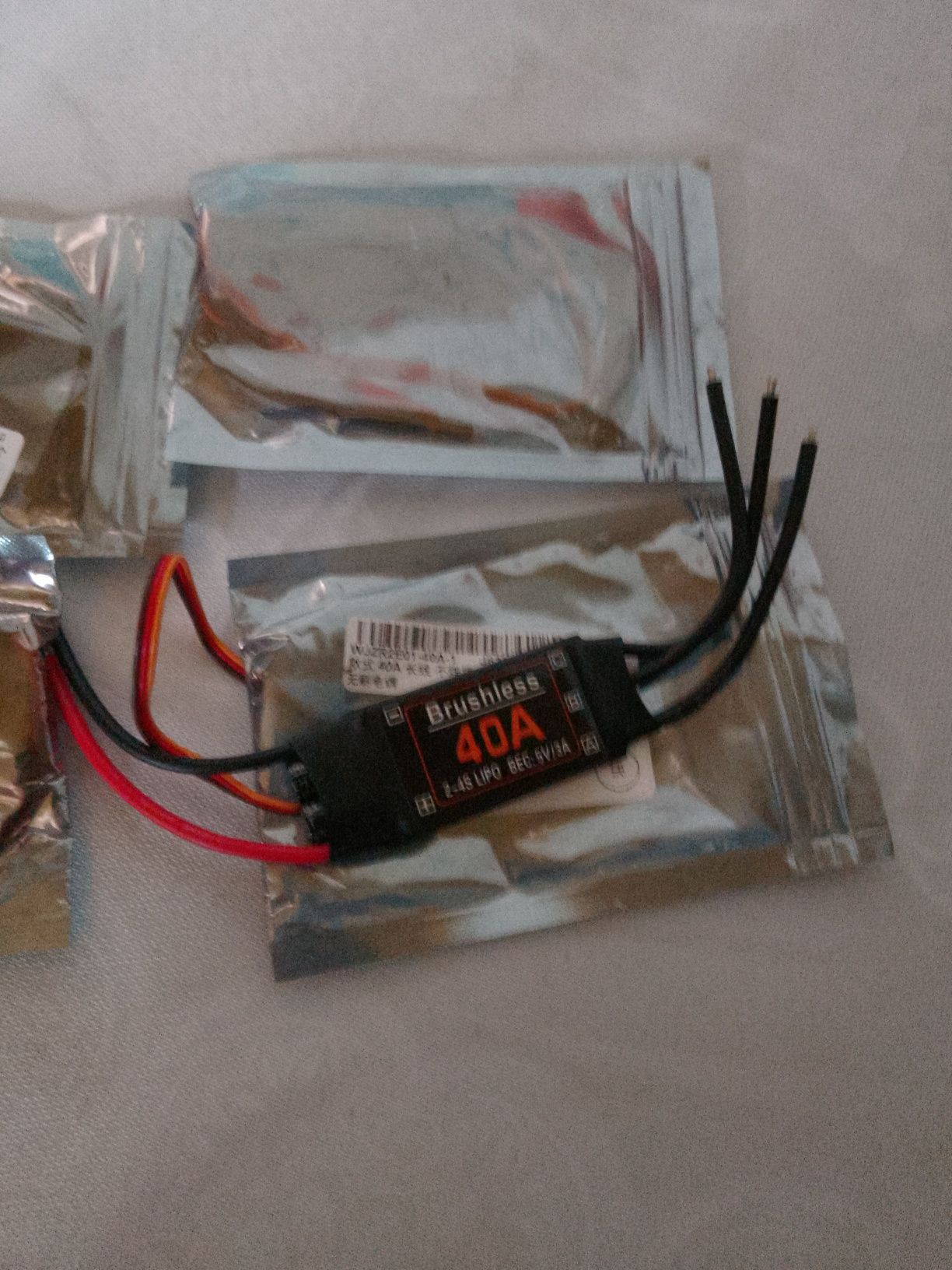 40A Brushless ESC (Elektron Tezlik Kontrolleri) – Yangi, Sifatli!