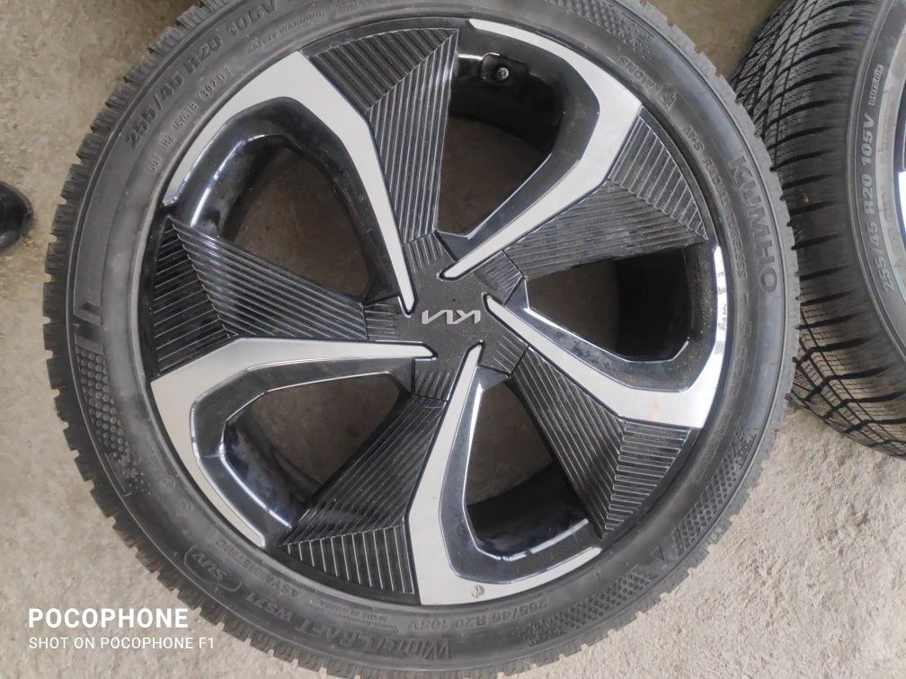 Джанти с гуми  20 цола 5x114.3 KIA EV6 / КИА ЕВ6